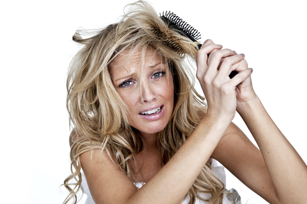 خمس نصائح للقضاء على مشاكل الشعر فى الشتاء