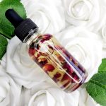 زيت-الورد-للبشرة