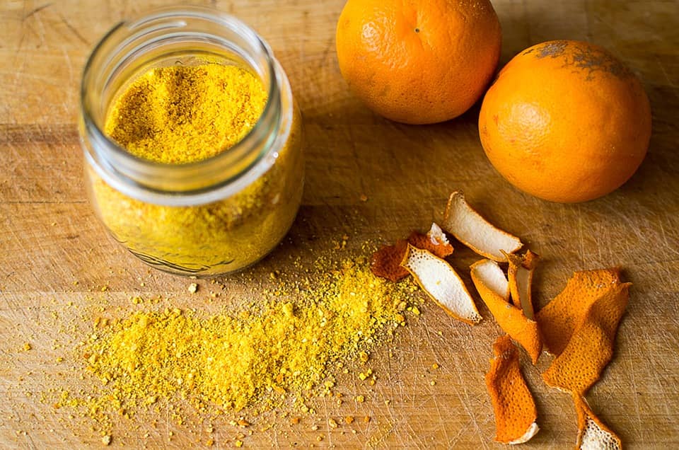 10 أفكار مذهلة لاستغلال قشر البرتقال