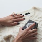 طرق-ازالة-الوبر-من-الملابس