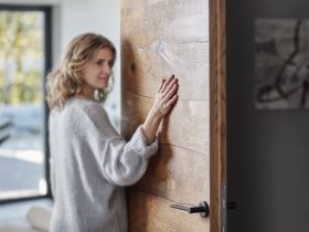 التخلص-من-صرير-الابواب