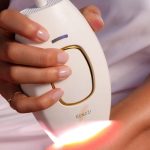 مميزات-وعيوب-جهاز-الليزر-المنزلى