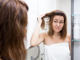 وصفات-طبيعية-لعمل-ترميم-للشعر-واعادة-الحيوية