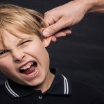 العنف-وضرب-الأطفال-مدى-تأثيره-عليهم