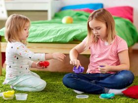 إزالة-بقع-السلايم-من-الملابس