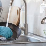 تنظيف-اللحلل-التيفال-والحفاظ-عليها