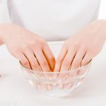 ازالة-الاظافر-الاكريلك-فالبيت