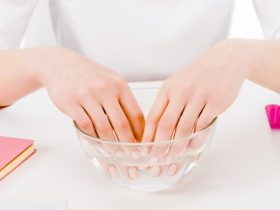 ازالة-الاظافر-الاكريلك-فالبيت