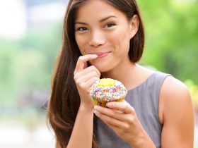 ازاى-ناكل-ونخس-فى نفس-الوقت