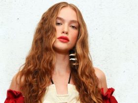 بخاخ-الماء-الملح-للشعر-الكيرلى