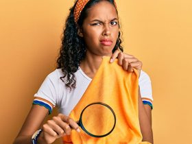 بقع-قهوة-بقع-دم-بقع-شيكولاتة