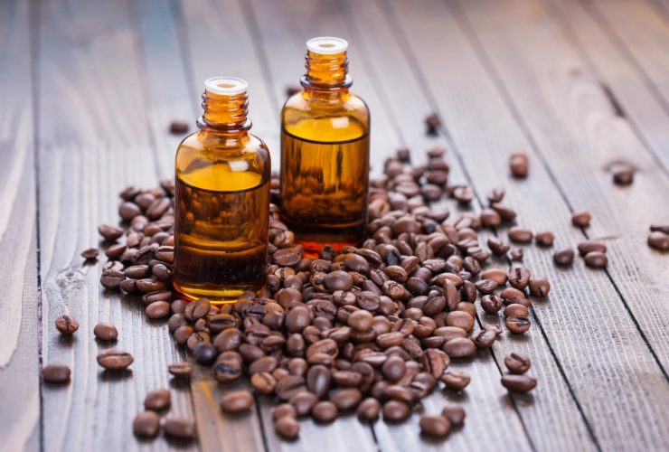 اصنعى-زيت-القهوة-لبشرتك-وشعرك