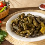 محشي ورق سلق - طريقة عمل المحشي - خلطة المحشي - الوصفة عندنا