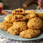 كعك بالعجوة - كحك صيامي - حلويات صيامي - كحك بالعجوة والسمسم - قناة الوصفة