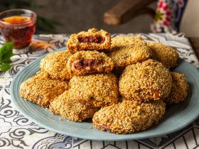 كعك بالعجوة - كحك صيامي - حلويات صيامي - كحك بالعجوة والسمسم - قناة الوصفة