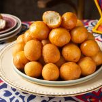 لقمة القاضى بحشو الجبن - عوامات بحشو الجبن - زلابية بالجبن - لقيمان بالعسل والجبن - قناة الوصفة