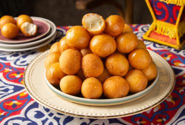 لقمة القاضى بحشو الجبن - عوامات بحشو الجبن - زلابية بالجبن - لقيمان بالعسل والجبن - قناة الوصفة