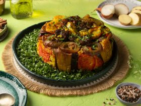 مقلوبة اللحم والخضار - المقلوبة - اكلات الحلة الواحدة - اكلات المغتربين - قناة الوصفة