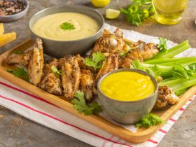 اجنحة دجاج مشوية - صوص جبن تركي - صوص جبن ريكفورد - اكلات سريعة