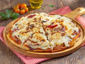 بيتزا بيبروني - بيتزا بالبيبروني - بيتزا