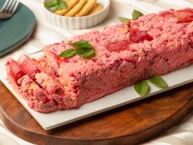 ليزي كيك - كيك بدون كيك - ليزي كيك بالفراولة