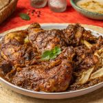 صينية دجاج بالبصل المكرمل - صينية دجاج