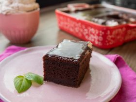 جاتوه شاتوه بالشيكولاتة - حلويات سريعة - طريقة عمل الجاتوه في البيت