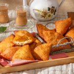 عيش باخمري - شاي عدني _ خبز باخمري مع شاي عدني