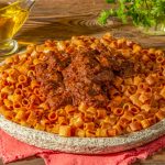 مكرونة مسبكة مع لحم - اكلات صيفية - اكلات سريعة