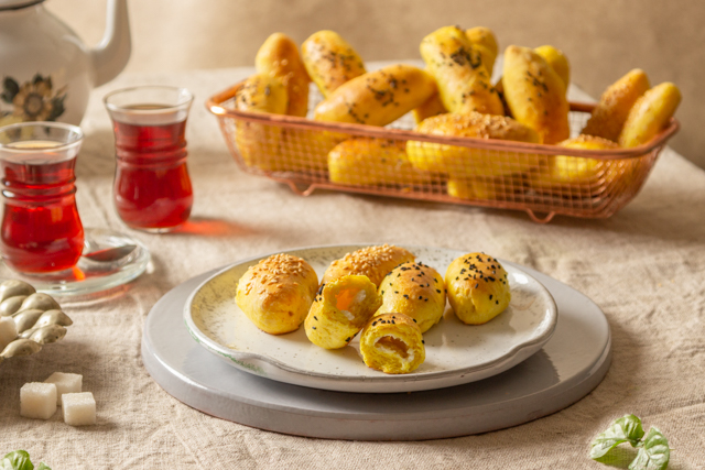 فطاير بالجبنة - فطائر بالجبنة - مخبوزات بالجبن