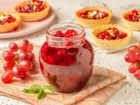 مربى العنب الاحمر - مربى العنب البيتي - طريقة عمل مربى العنب