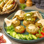 طعمية محشية كيري _ طريقة عمل الطعمية _ عجينة الطعمية _ اسهل طريقة طعميه