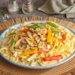 مكرونة بالوايت صوص والخضار_طريقة عمل مكرونة بالوايت صوص