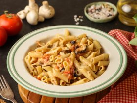 مكرونة_بالمشروم_والزيتون_مكرونة_اسهل_طبق_مكرونة