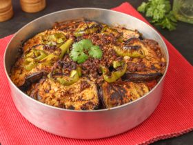 مسقعة_بدون_قلي_طريقة_عمل_مسقعة_باللحم_المفروم