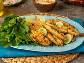 اسهل_تتبيلة_للسمك_سمك-مكرونة_مقلي_طريقة_عمل_سمك_مكرونة_مقلي